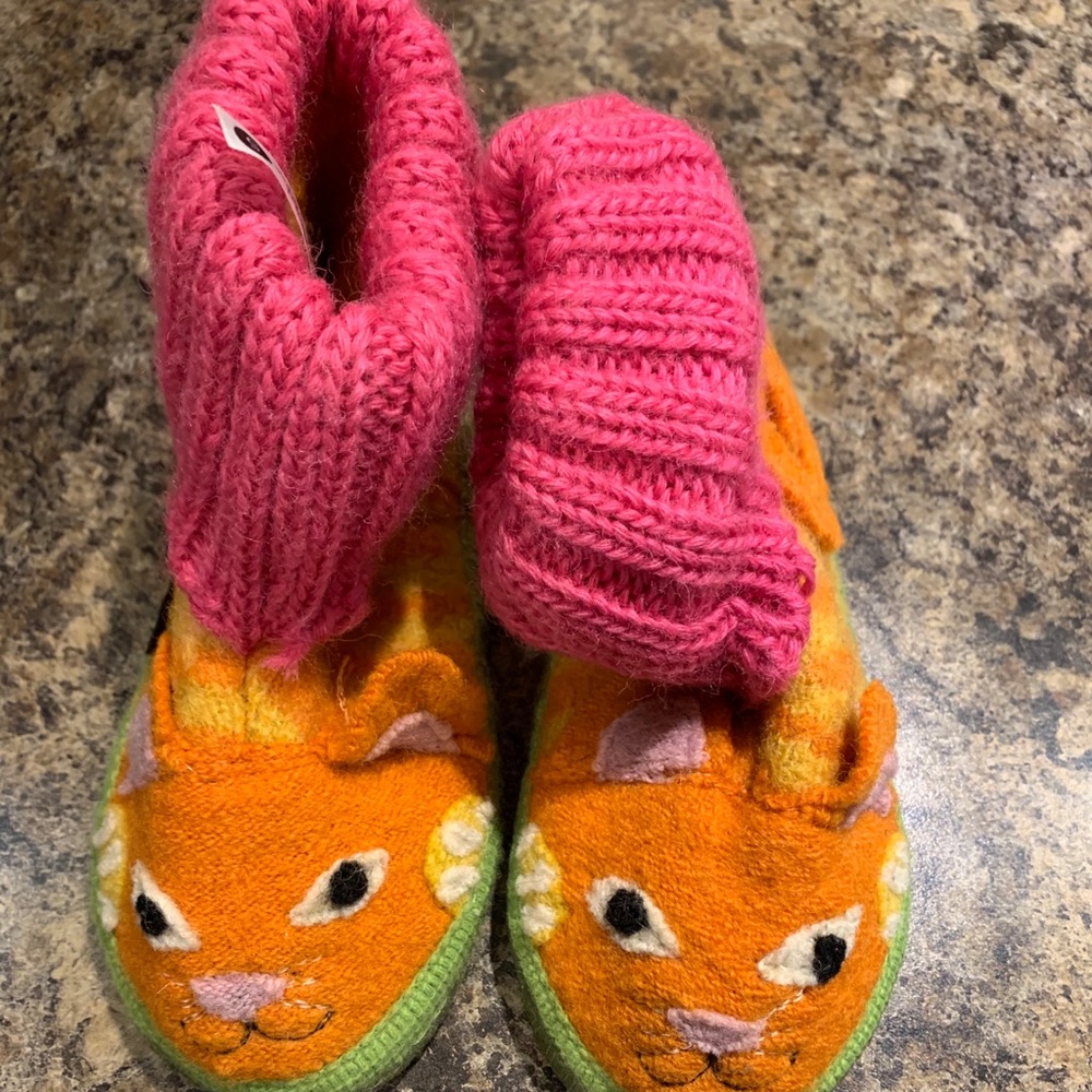 Garnet Hill Haflinger Kitty Boiled Wool Slippers